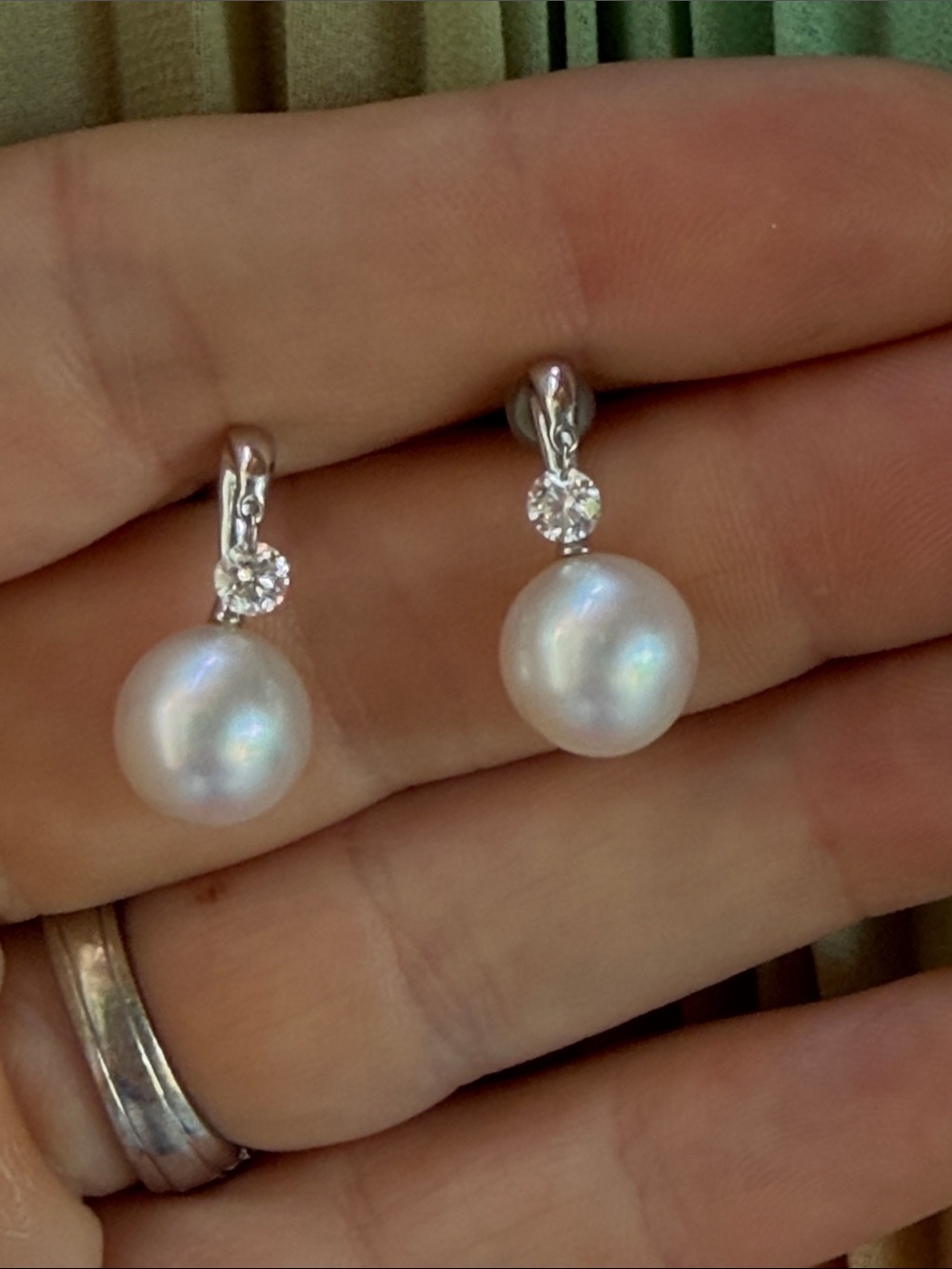 Tara Pearls 18kt gold dancing diamond earrings - Picture 8 of 11